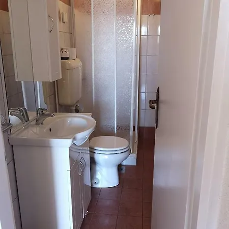 Apartments Nikola Krk Town Zewnętrze zdjęcie