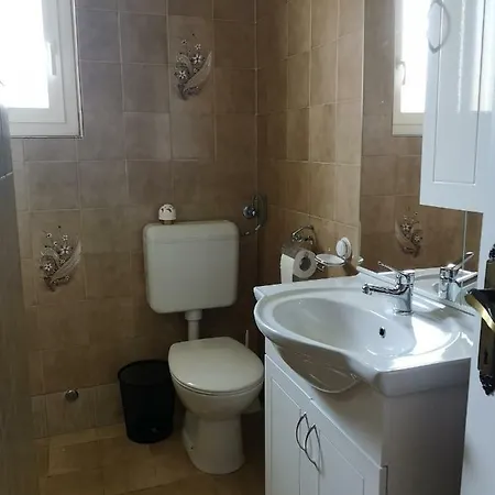Apartments Nikola Krk Town Zewnętrze zdjęcie