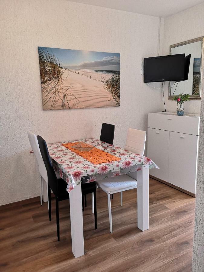 Nikola Apartment