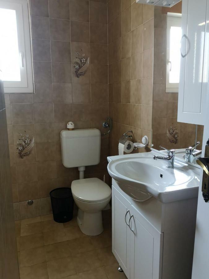 Nikola Apartment *
